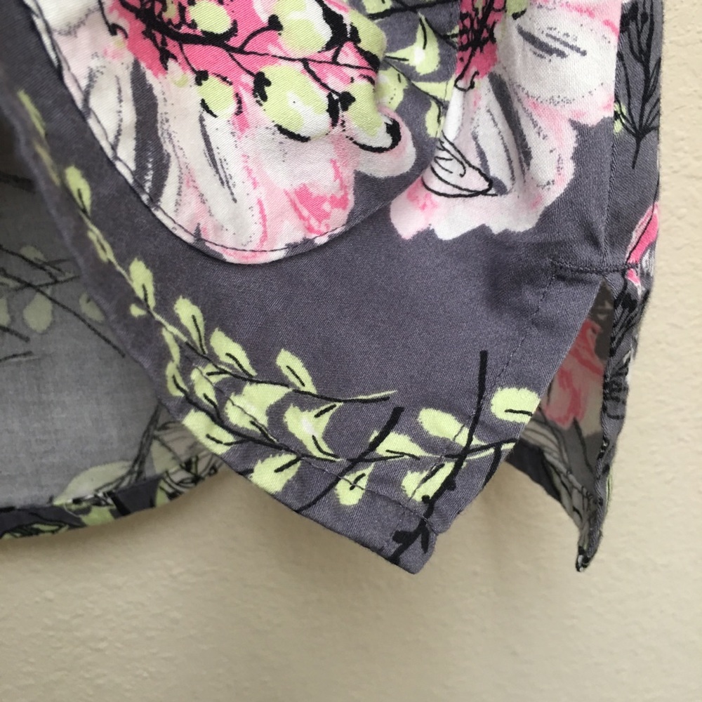 BEYOND SCRUBS XS Crossover Y style Scrub Top - Picture 7 of 8